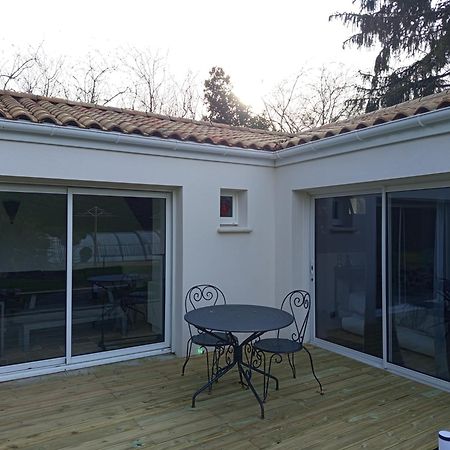 Mas Des Vignes Piscine Chauffee Bed and Breakfast Le Champ-Saint-Pere Buitenkant foto