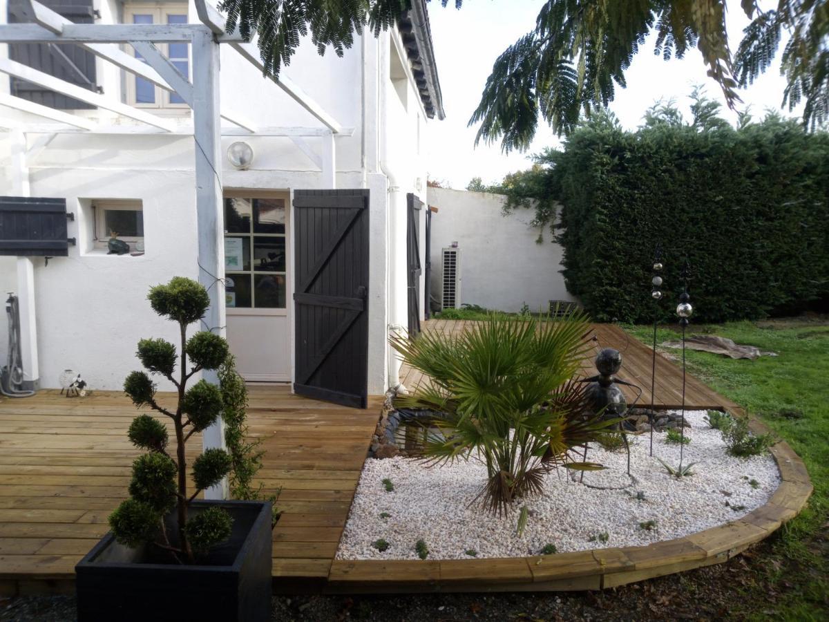 Mas Des Vignes Piscine Chauffee Bed and Breakfast Le Champ-Saint-Pere Buitenkant foto