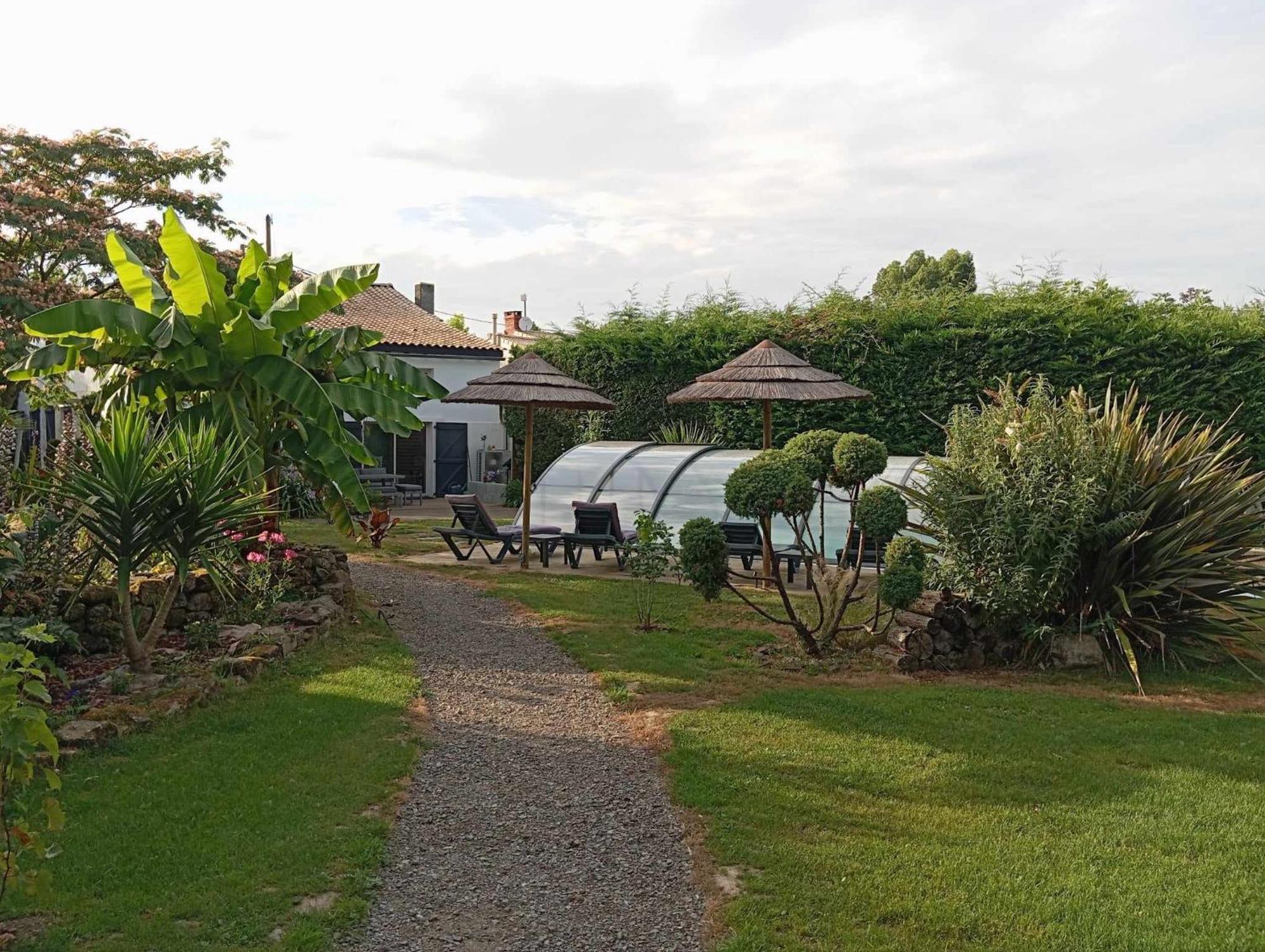 Mas Des Vignes Piscine Chauffee Bed and Breakfast Le Champ-Saint-Pere Buitenkant foto