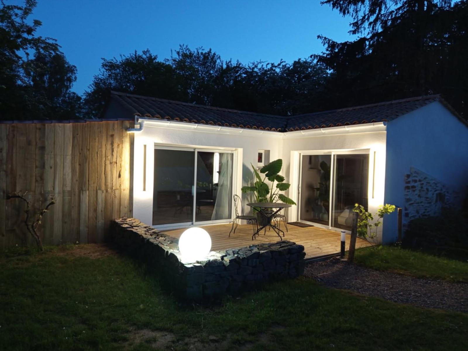 Mas Des Vignes Piscine Chauffee Bed and Breakfast Le Champ-Saint-Pere Buitenkant foto